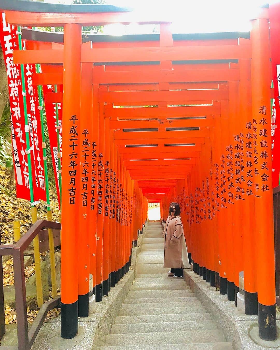 リンさんのインスタグラム写真 - (リンInstagram)「#日枝神社 #鳥居 #遠近法」2月1日 19時43分 - lynn.06.01