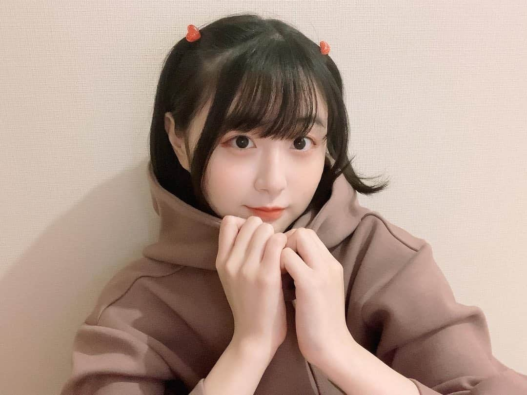 市村愛里さんのインスタグラム写真 - (市村愛里Instagram)「チョコ気分の日です。🍫❤︎」2月1日 19時44分 - airi_hkt48