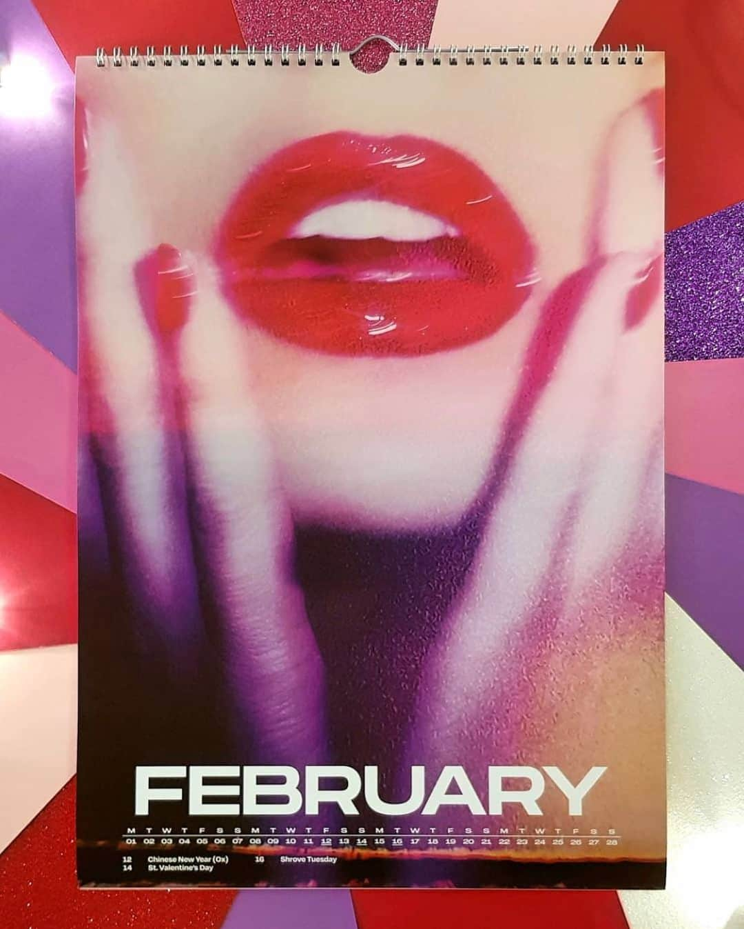 カイリー・ミノーグさんのインスタグラム写真 - (カイリー・ミノーグInstagram)「Hello February ❤️💜❤️ #repost」2月1日 19時44分 - kylieminogue