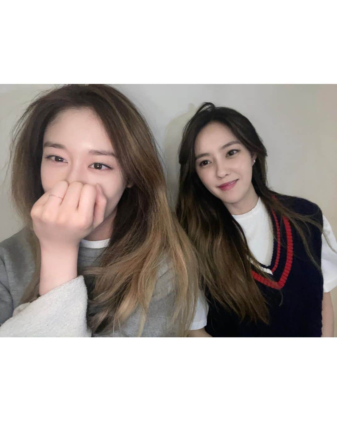 ジヨン のインスタグラム：「👄」
