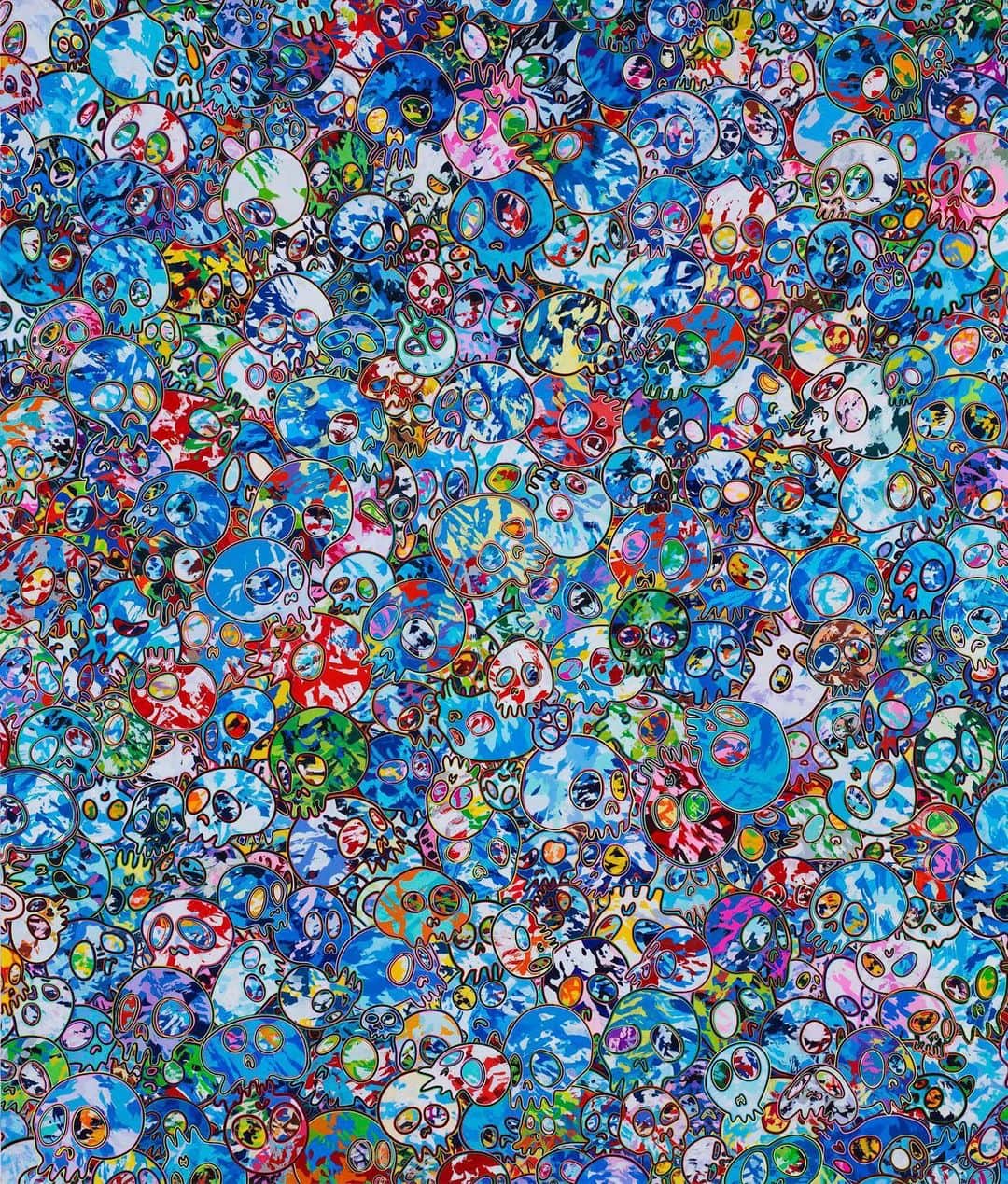 のインスタグラム：「“I basically live in my studio, having created an environment where I am immersed in the world of my artwork from the moment I wake up until I fall asleep.” —Takashi Murakami  Happy birthday to Takashi Murakami, who was born on this day, February 1, in Tokyo.  This 2020 work by Murakami, "Quiet and Deep Ultramarine,” features in "Hong Kong Exchange," now on view at Gagosian, Hong Kong, through April 30. Follow the link in our bio to learn more about the exhibition or to schedule an appointment. __________ #TakashiMurakami #Gagosian @takashipom (1) Takashi Murakami, "Quiet and Deep Ultramarine," 2020; (2) Takashi Murakami. Photo: Heison Ho/@hypebeast. Artwork © Takashi Murakami/Kaikai Kiki Co., Ltd. All rights reserved」