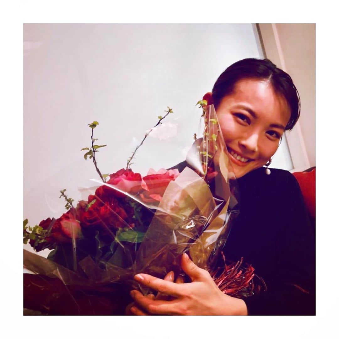 古川美有さんのインスタグラム写真 - (古川美有Instagram)「HBD to me🙌 . 35歳になりました。 言うと驚かれますが、正直自分でもびっくりです。笑 言い逃れできないくらい、大人なのです。 . でも、とにかく 健康でこの日を迎えられたことが今年は特にありがたく嬉しく思います。 日頃お世話になっているみなさんに、感謝の気持ちがいっぱい。 30代後半も、マイペースに、平和に、優しく生きていきたいです🙆‍♀️ #誕生日 #いつもありがとう #たくさんのメッセージもありがとうございます #happybirthdaytome」2月1日 22時40分 - miyukogawa