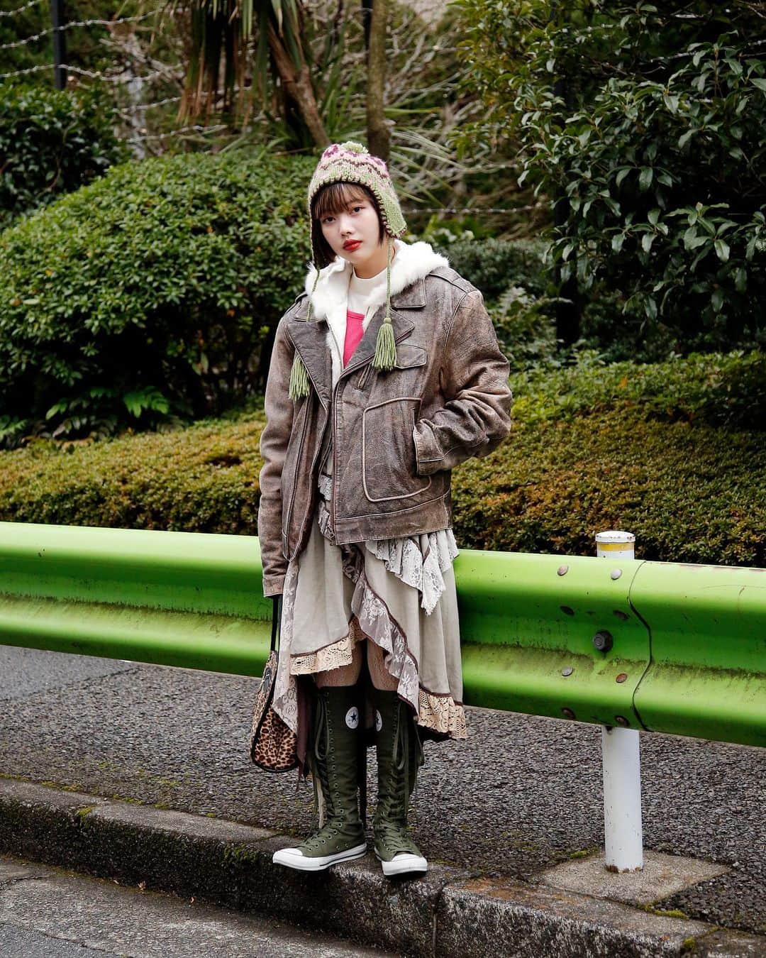 Droptokyoさんのインスタグラム写真 - (DroptokyoInstagram)「TOKYO STREET STYLE Name: @dgc_ai  Occupation: Student Outer: #Used Top: #H&M Pants: #Used Shoes: #CONVERSE Hat: #Used Bag: #Used #streetstyle#droptokyo#tokyo#japan#streetscene#streetfashion#streetwear#streetculture#fashion#ストリートファッション#コーディネート ⁣⁣ Photography: @abeasamidesu」2月1日 22時46分 - drop_tokyo