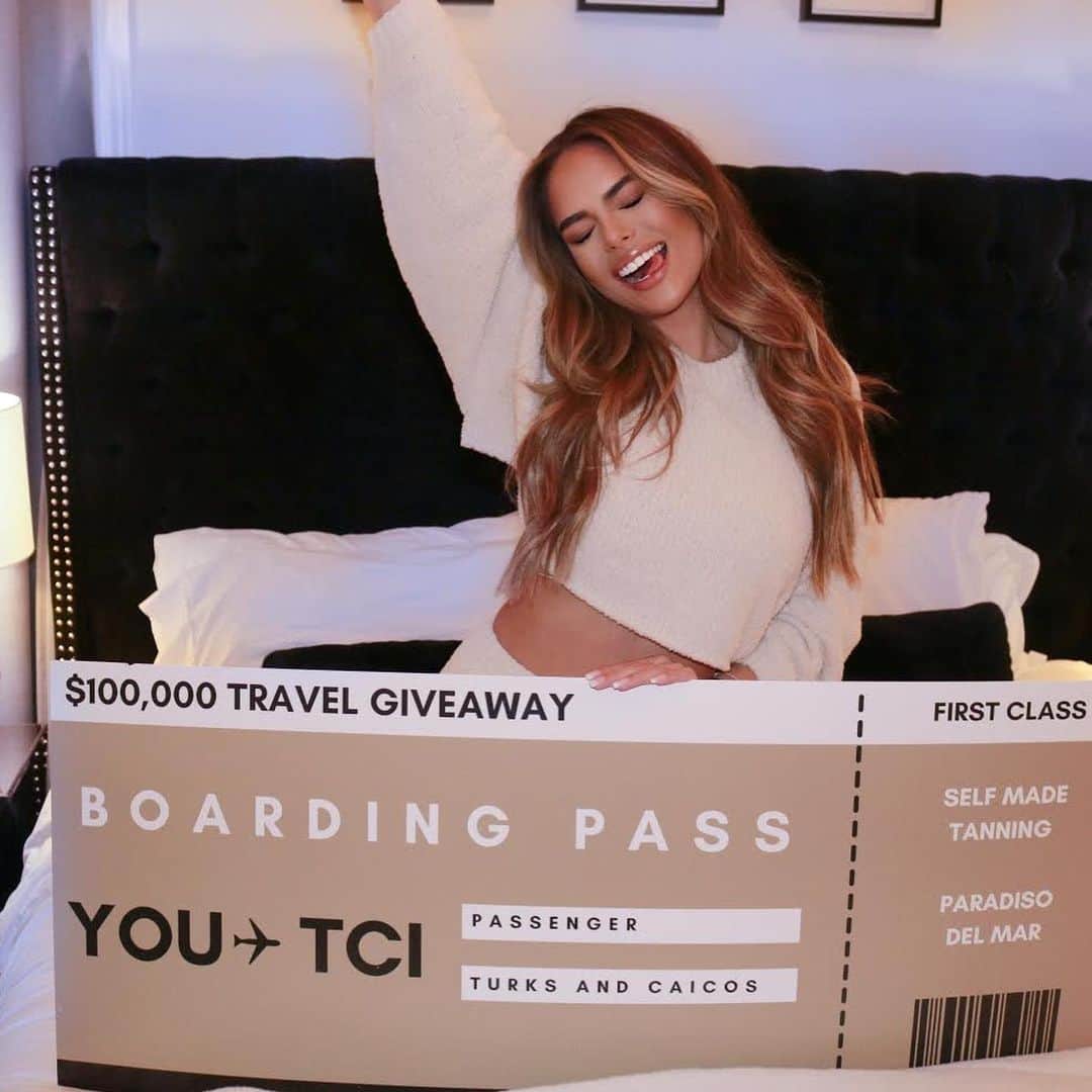 Live To Exploreさんのインスタグラム写真 - (Live To ExploreInstagram)「✈️ $100,000 TRAVEL GIVEAWAY ✈️ We have partnered with @paradisodelmar_tci and @selfmadetanning to give away 2 round trip first-class ticket to Turks and Caicos, plus a 4-night stay at luxury villa @paradisodelmar_tci with private chef providing 3, 5-star meals each day, bartender, full butler and housekeeping service, snacks, open bar, and $500 worth of Self Made Tanning products (valued at over $100,000)  𝗧𝗢 𝗘𝗡𝗧𝗘𝗥: All must be done on @selfmadetanning + @paradisodelmar_tci  1. Like and save this post 2. Follow @selfmadetanning + @paradisodelmar_tci 3. Tag your friends! Multiple entries allowed (one comment = one entry)!  4. BONUS: Instagram story = 5 additional entries 5.BONUS: Share a story of you with your self-made tanning product for 20 additional entries  𝗩𝗜𝗟𝗟𝗔 𝗗𝗘𝗧𝗔𝗜𝗟𝗦: Villa is located in the exclusive private celebrity area of Turtle Tail, Turks and Caicos. Included in your stay is: 4 Nights at 3 Story 30,000 sqft Villa, 9 Bedrooms each with their own private balconies, 10 bathrooms, Private beach, 2 Lounge Balconies, 5 Star Private Chef, 3,500 Sq” ft Kitchen, On staff Bartender(s), Butler Services, Daily Housekeeping Services, Open bar, High-end Luxe Furnishings, 1500 Sq ft Master Suite with Luxe Ensuite Bathroom with soaker tub & open shower concept, Separate Staff Quarters, 1800 sqft entertainment infinity beachside pool with a 65ft lap pool with wrap-around bar, In pool sun tanning pads, Custom Outdoor entertainment with 80inch outdoor LED entertainment screen, Firepit lounge area, Outdoor chef ready bbq area with 16 person seating, Private Beach Bar, Private Beach lounge sitting area, 4 Private Beach Cabanas, Couples Massage and Yoga deck area by the ocean, FREE Beach Wifi & Villa Wifi, 24/7 Security Guard(s) Full house: $20,025 USD per night, $2,225$ USD per bedroom   ⚠️We are extremely sensitive to the current covid restrictions. This giveaway has been planned for months before the restrictions came into effect. If the winner of the giveaway comes from a country that is restricted from travelling, the winner will be able to redeem the trip once Covid restrictions have been lifted.   **Giveaway ends Feb 14th, 11:59pm PST. Winner」2月1日 23時01分 - welivetoexplore