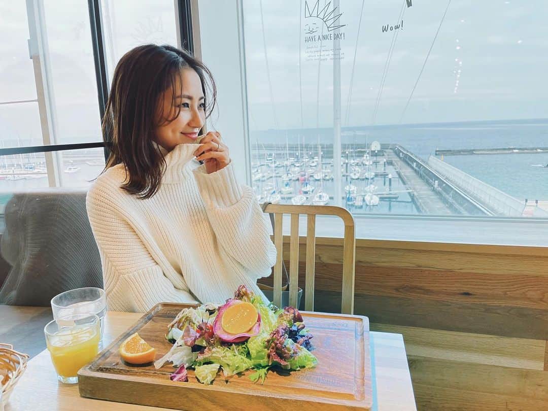 龍野伶奈のインスタグラム：「Hello February💝 またお気に入りの場所にいけますように😌 今はまだ少し我慢🥺 . 今月もやれることコツコツ頑張っていきます🙆🏻‍♀️✨」