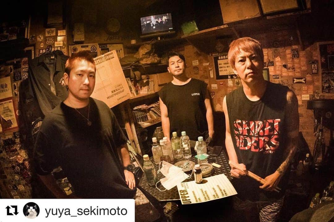 REIJIさんのインスタグラム写真 - (REIJIInstagram)「そうゆうことなのだよ  これでUPPERは最強になれる  #Repost @yuya_sekimoto with @get_repost ・・・ 拡散希望 2年間サポートギターを務めたKO-SUKEがこの度正式に加入しました！  WEB SITEにてコメント公表しています。 https://www.upper-japan.com/announcement  今後とも、UPPERを宜しくお願い致します！  #upper #upper_japan #kosuke #guiter #melodichardcore #japan #news」2月1日 23時33分 - reiji_kimura