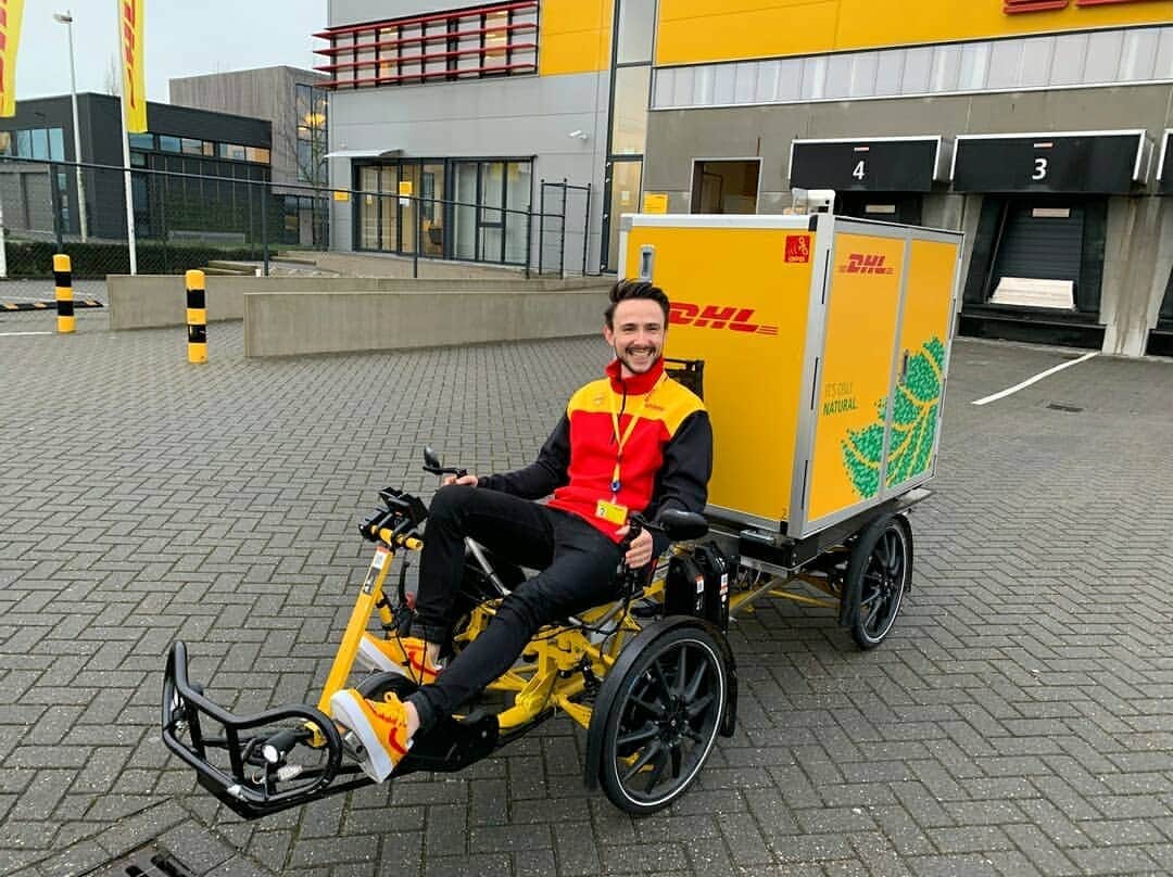 Spinnin' Recordsさんのインスタグラム写真 - (Spinnin' RecordsInstagram)「How good do @LucasandSteve look in these DHL colors? 🔥 Following the Lunchbreak Mixes at Domino’s and The Athlete’s Foot, the duo delivered another show stopper at DHL’s distribution center! Stay tuned for the YouTube premiere and discover new spicy IDs 👀 Link in bio ​ ​@DHLExpressNL」2月1日 23時40分 - spinninrecords