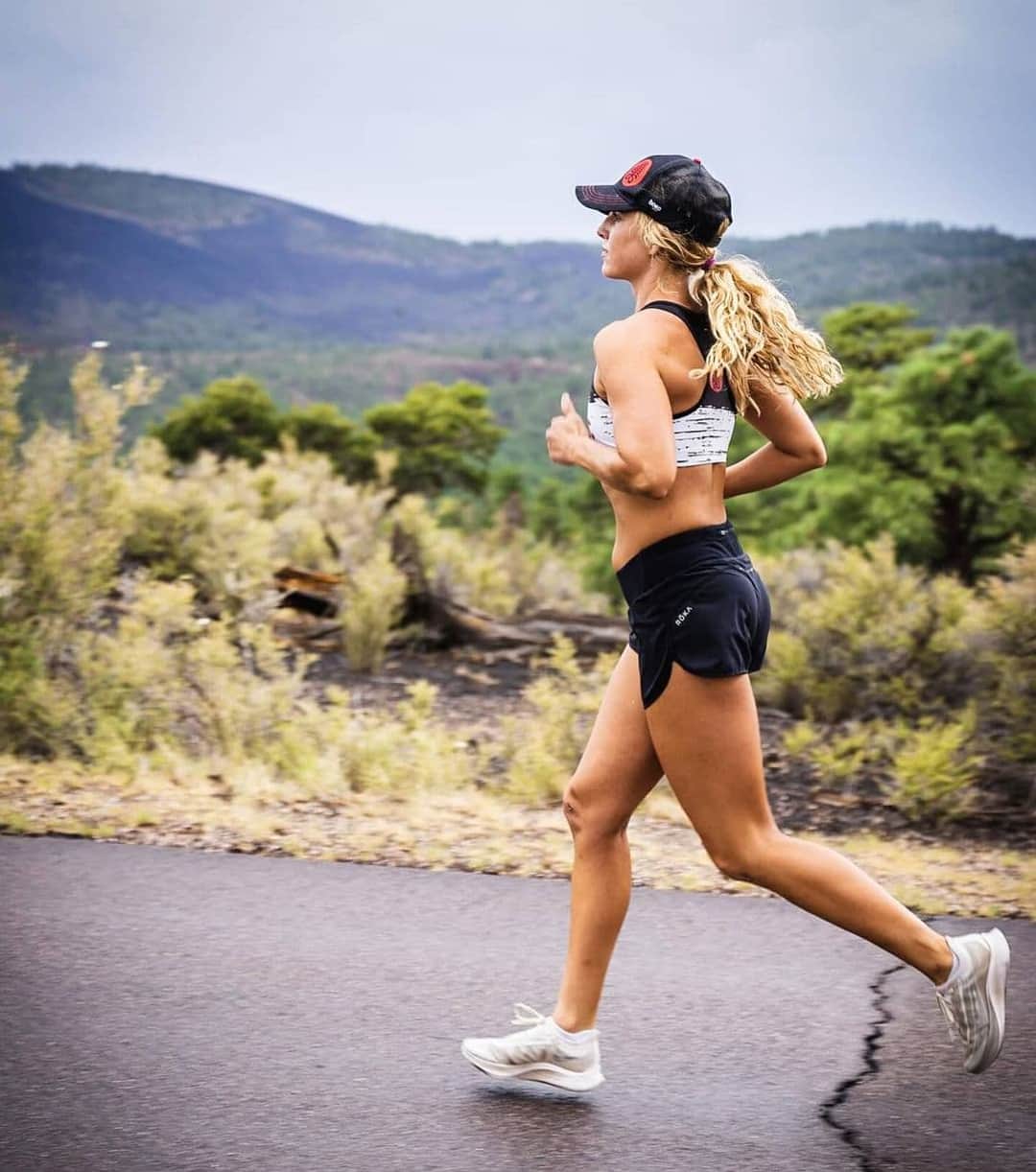 runplanetさんのインスタグラム写真 - (runplanetInstagram)「@jennifervollmann: One of the greatest lessons I've learned through @ironmantri -> keep moving forward to your best physical and mental ability even when all you want to do is lay down and drink a liter of coke and call it a day. ⠀ Missed training, family illness, election stress, broken trainers (not my trainer!!!), buisness launching... life just keeps coming. ⠀ #runplanet #runday #runninginspiration #runningworld #runshots #happyrunning #runspiration #justrun #runningmakesmehappy #runningclub #runstagram #runaddict #runninglove #runinspiration #nikerunner #trainingrun #runningday #runningtime #nikerunningclub #runfit #igrun #altrarunning #runners_of_insta #runningcommunity #runnerspace」2月2日 0時24分 - runplanet