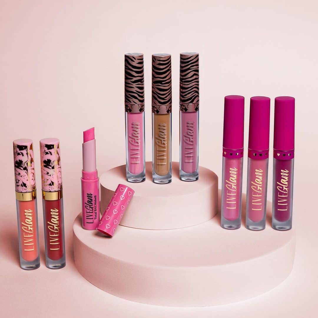 LiveGlamのインスタグラム：「It’s the month of #love 💘💋💄 and cupid came early! Which #LiveGlam February Lippie Club collection has been your favorite?! #LiveGlamFam 💖」