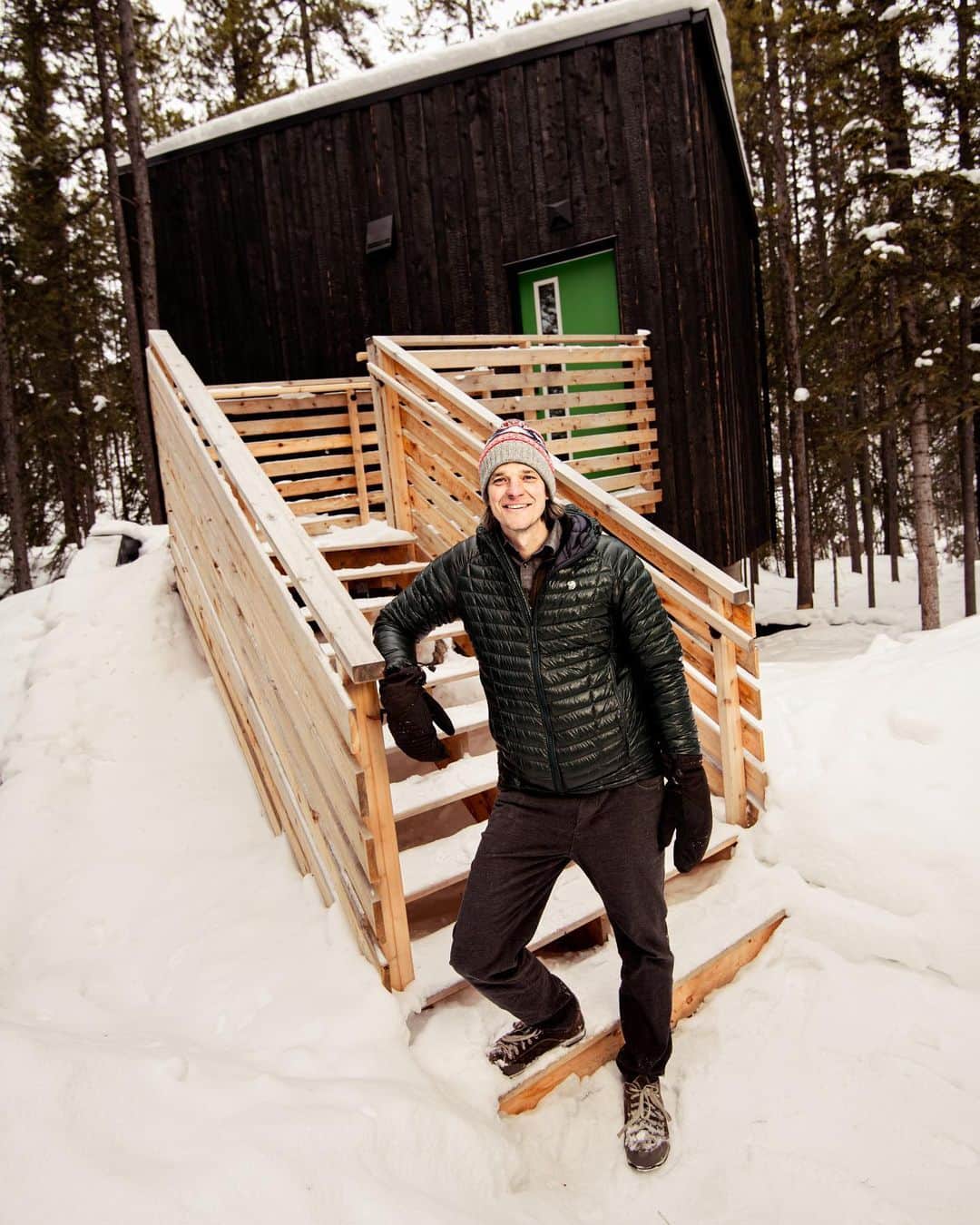 Explore Canadaのインスタグラム：「Get to know the people who keep our country’s heart beating strong.⁠⁠ ⁠⁠ Meet Laird Herbert, owner and builder of Black Spruce Hotel, outside Whitehorse, Yukon (@travelyukon). Follow along as we profile the faces in our communities who make our hearts glow and the country’s heart beat.⁠⁠ ⁠⁠ Timing was not on my side when I launched a series of tiny vacation cabins perched on a wooded lot in Whitehorse. Despite the challenges of last year, I discovered the demand is there. The Yukon and the North attract a unique type of visitor who embrace the environment and celebrate innovative design that supports the conservation of nature. ⁠⁠ ⁠⁠ My love of design and creating spaces for people to meet and enjoy nature is what drew me to launch a tourism business. The cabins are considered a ‘landscape hotel’ for the eco-attributes and ability to blend in, allowing the surrounding natural beauty to be fully experienced.  The uniqueness of the design–the small 300-sq-ft-size allowed me to invest in higher end touches–has garnered significant interest and word of mouth is spreading.  For me, the future of tourism is still bright and an important part of my community. ⁠⁠ ⁠⁠ #CanadaNice #ForGlowingHearts⁠⁠ ⁠⁠ *Though now might not be the right time to travel, there are many meaningful ways to support businesses in your community. Start by sharing this post to spread the love, then discover more of the faces behind Canada’s tourism industry at the link in our bio.*⁠⁠ ⁠⁠ 📍: @travelyukon⁠⁠ ⁠⁠ #ExploreYukon⁠⁠」