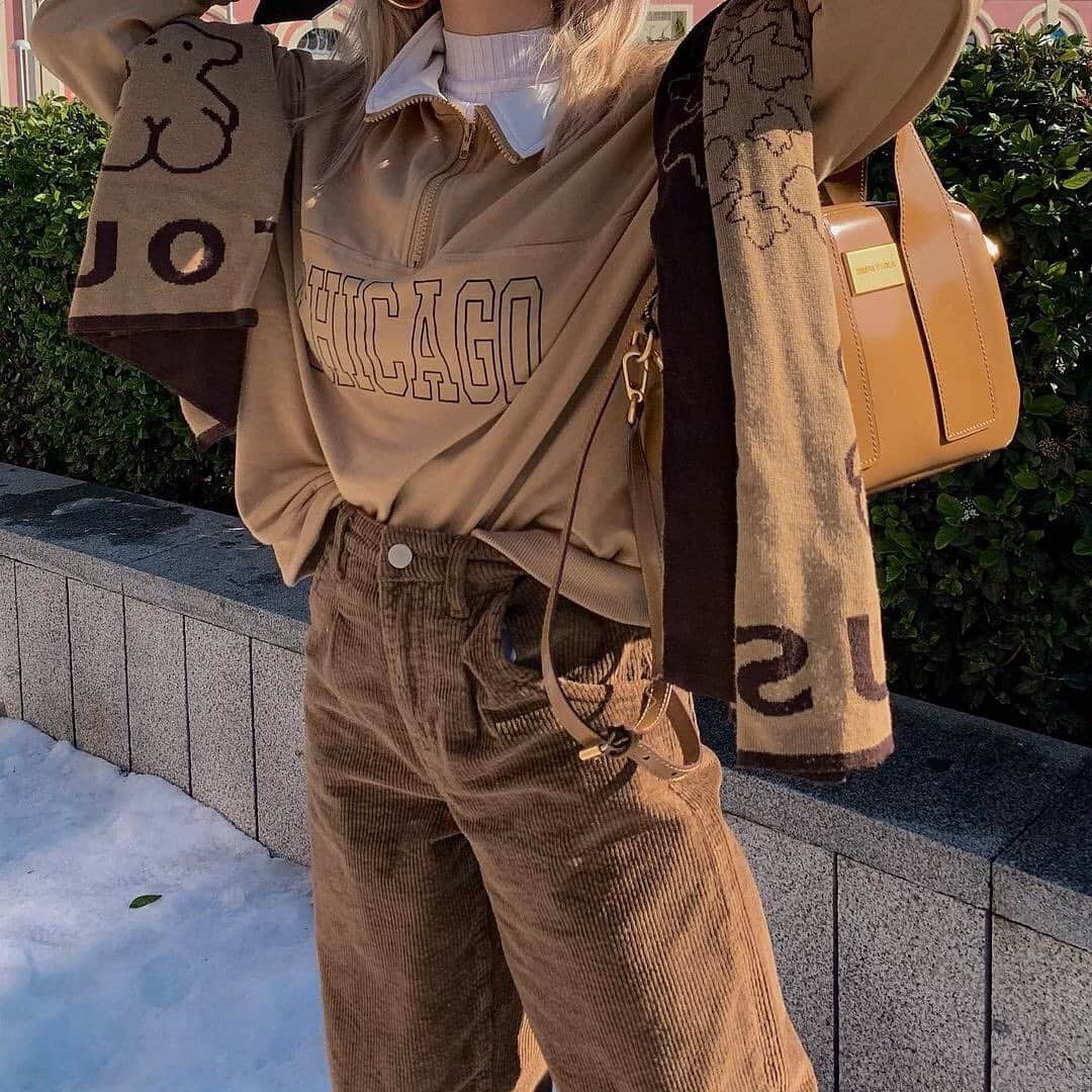 SHEINのインスタグラム：「It's in the little details ✨  @by.marta  Shop Item #: 1700047  #SHEINgals #SHEINstyle #SHEINSS21 #casualstyle」