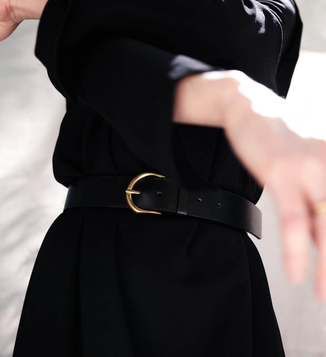 JanessaLeoneのインスタグラム：「BELT 03  #janessaleone」