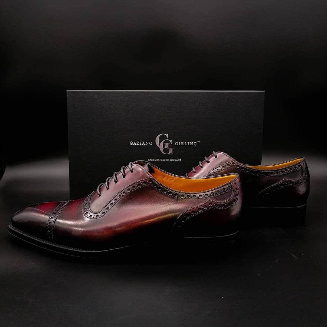 ガジアーノ&ガーリングのインスタグラム：「St. James II in Margaux Patina MH71 last by Gaziano & Girling Photo Credit: @your_lordship_de . . . . . . . . . .  #shoes #mensshoes #boots #mensboots #menboots #menshoes #shoegame #highendshoes #whatsonyourfeet #shoestyle #shoegamecrazy #shoegameonpoint #shoegamestrong #dapper #ootd #shoesaddict #shoesforsale #mensfashion #kickstagram #sotd #mensfashionpost #menswear #menwear #menstyle #mensstyle #shoegazing #shoestagram #shoeplug」