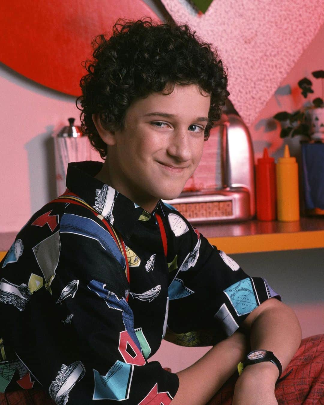 ヴィッキー・パティソンさんのインスタグラム写真 - (ヴィッキー・パティソンInstagram)「Really Shocked and sad to hear the news of Dustin Diamond aka Screech from Saved By The Bell passing away... 💔  I don’t know about you guys but ‘Saved by The Bell’ was such a huge part of my childhood, I watched every episode of the gang and wanted nothing more to go to an American high school like bayside high and be friends with Zack, Kelly and Screech.  This has really hit me in the feels- 44 is just so young man.. 🥺   My Thoughts and Prayers are with his family and loved ones ❤️」2月2日 4時25分 - vickypattison