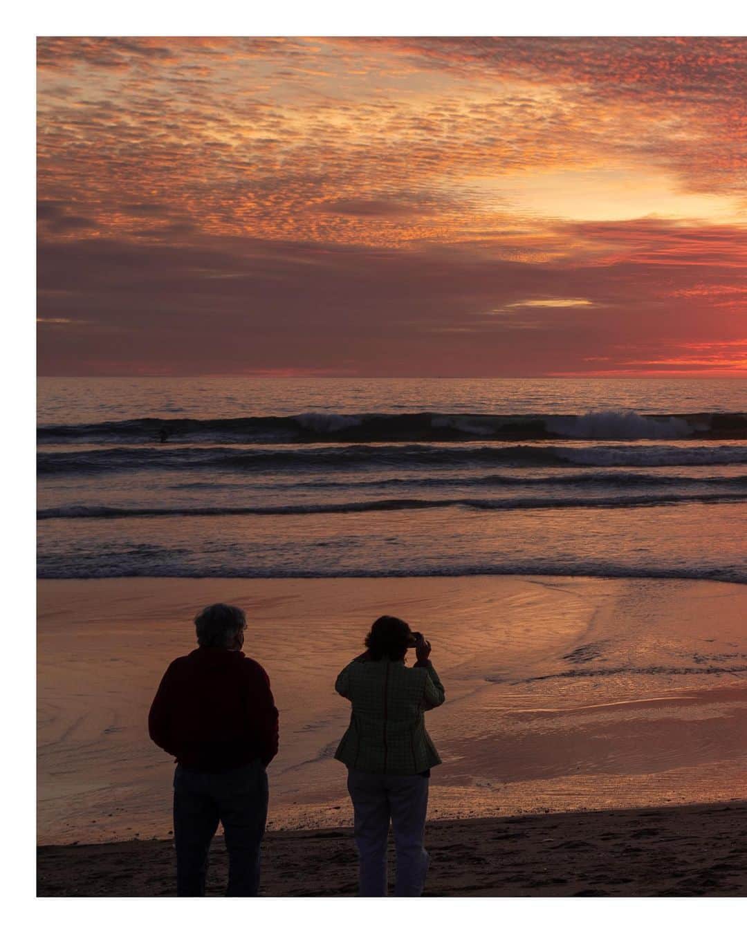 Pete Halvorsenさんのインスタグラム写真 - (Pete HalvorsenInstagram)「Few images from this evenings lowtide sunset walk. Hope you’re staying warm east coast friends ☃️  . Leica Q2」2月2日 14時59分 - petehalvorsen