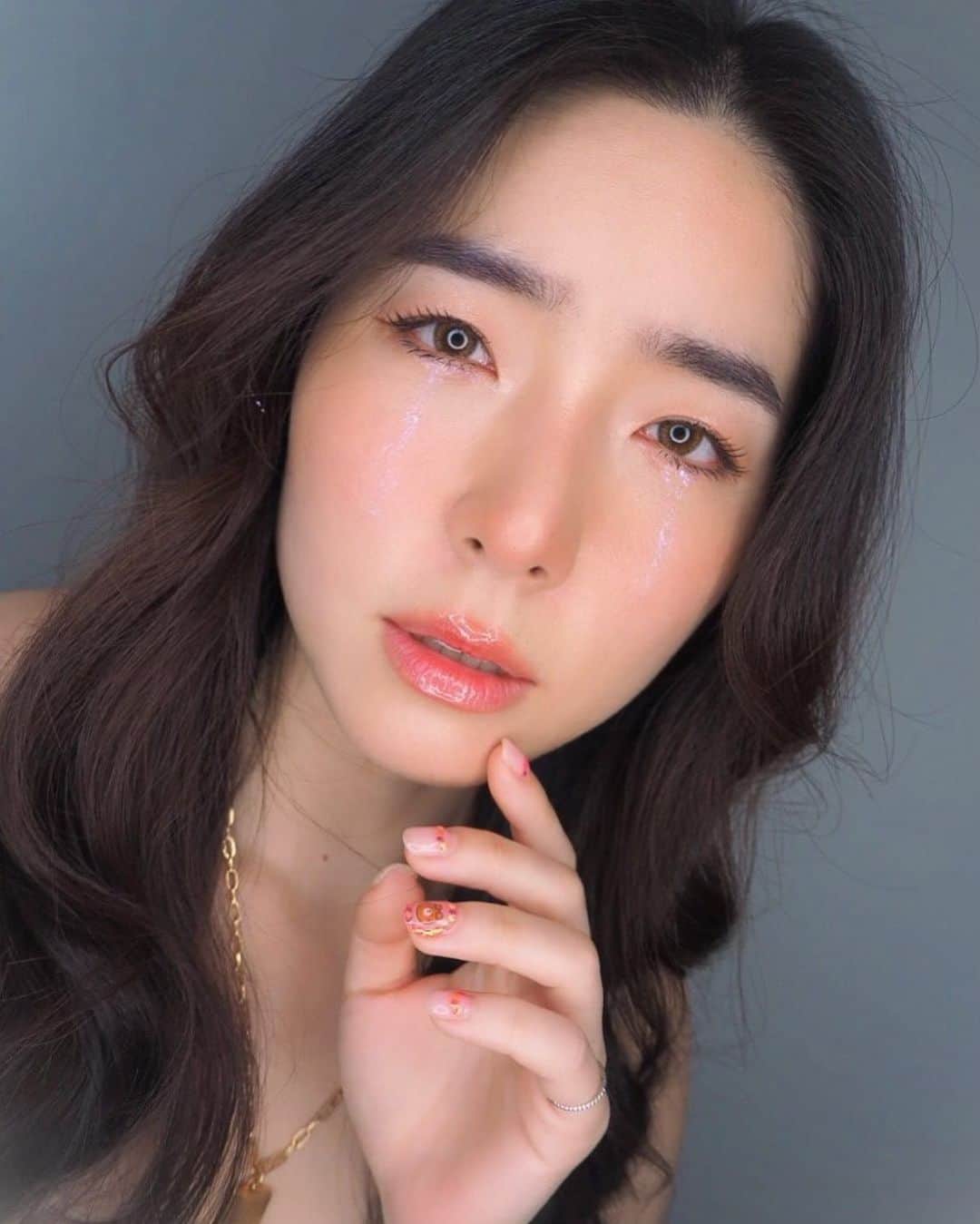GYEON SEOのインスタグラム：「_* is it sad enuf 🥲 . . @paintphetploy  @khantarot_ball」