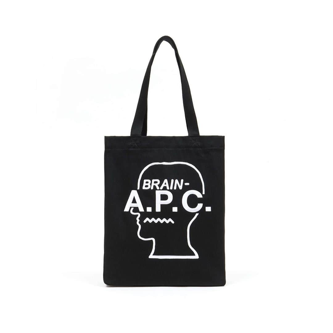 アーペーセーのインスタグラム：「We’ve teamed up with @wearebraindead on their next Luminous Sound project. The profits from this special tote will benefit @therootsofmusic, an organization dedicated to empowering the youth of New Orleans, LA through music and preserving the city’s rich musical and cultural heritage. ⠀ ⠀ Profits will help The Roots of Music to continue to employ their all-star music instruction team, comprised of local performing musicians and culture bearers who currently cannot perform to earn a living. ⠀ ⠀ This tote will be available tomorrow at 10AM PT at wearebraindead.com and in store at @braindeadstudiosfairfax⠀」