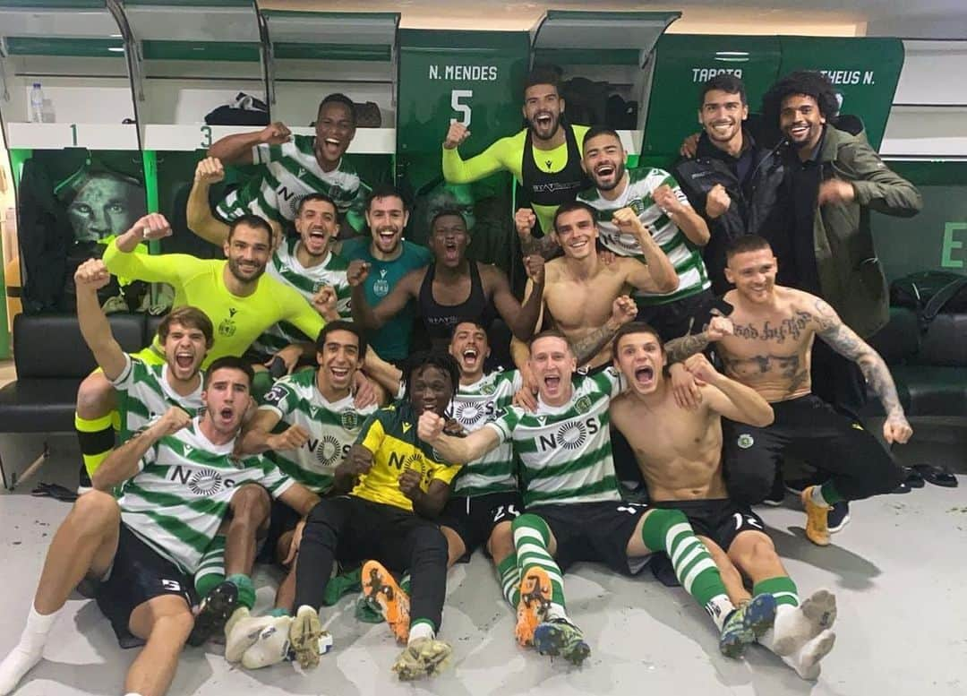 アントニオ・アダンのインスタグラム：「O Derbi é nosso!! 💚💚💚 El derbi es nuestro!! 👊🏼👊🏼👊🏼」