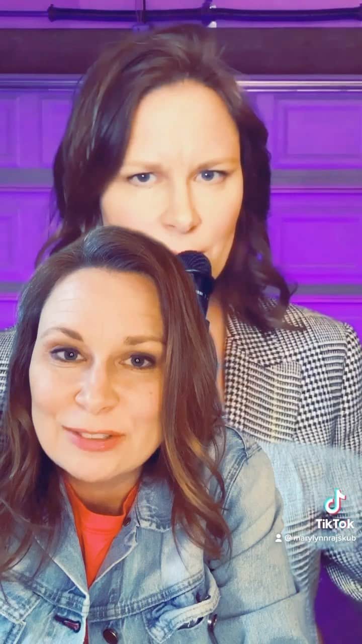 メアリー・リン・ライスカブのインスタグラム：「Mary Lynn Rajskub: Live from the Pandemic LINK IN BIO #standupcomedy #funny #whattowatch #celeb #dating #marriage #divorce #work」