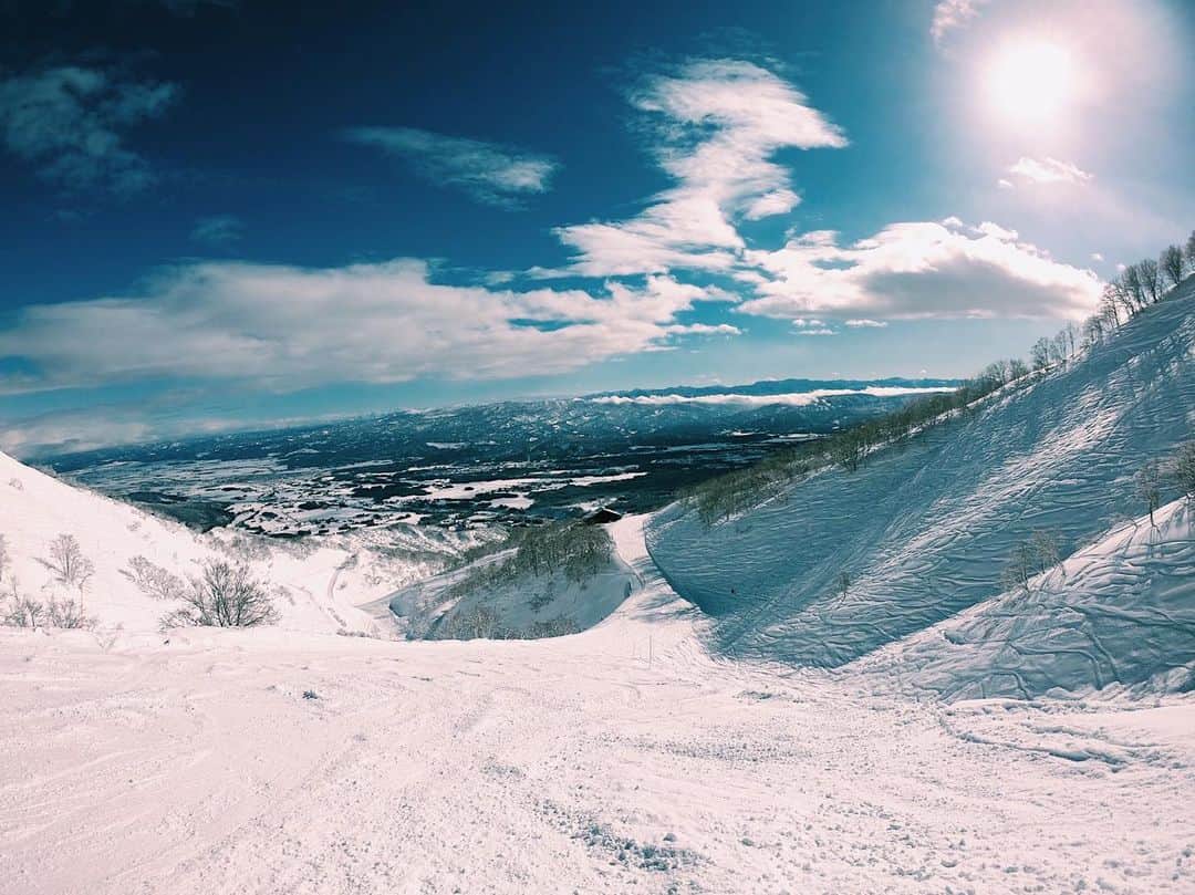 大出千尋のインスタグラム：「🎿❄️🏔」