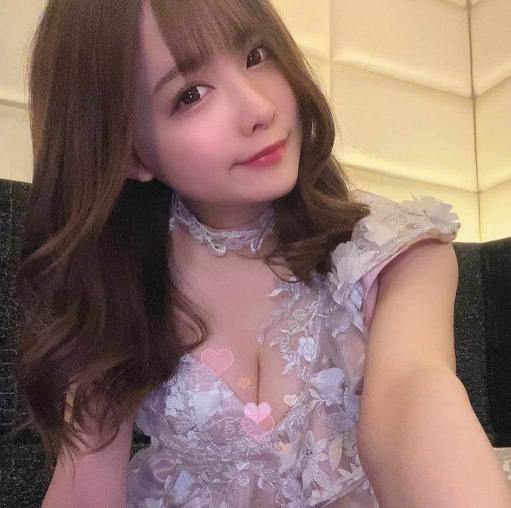 神出鬼没の【キャバ図鑑】のインスタグラム