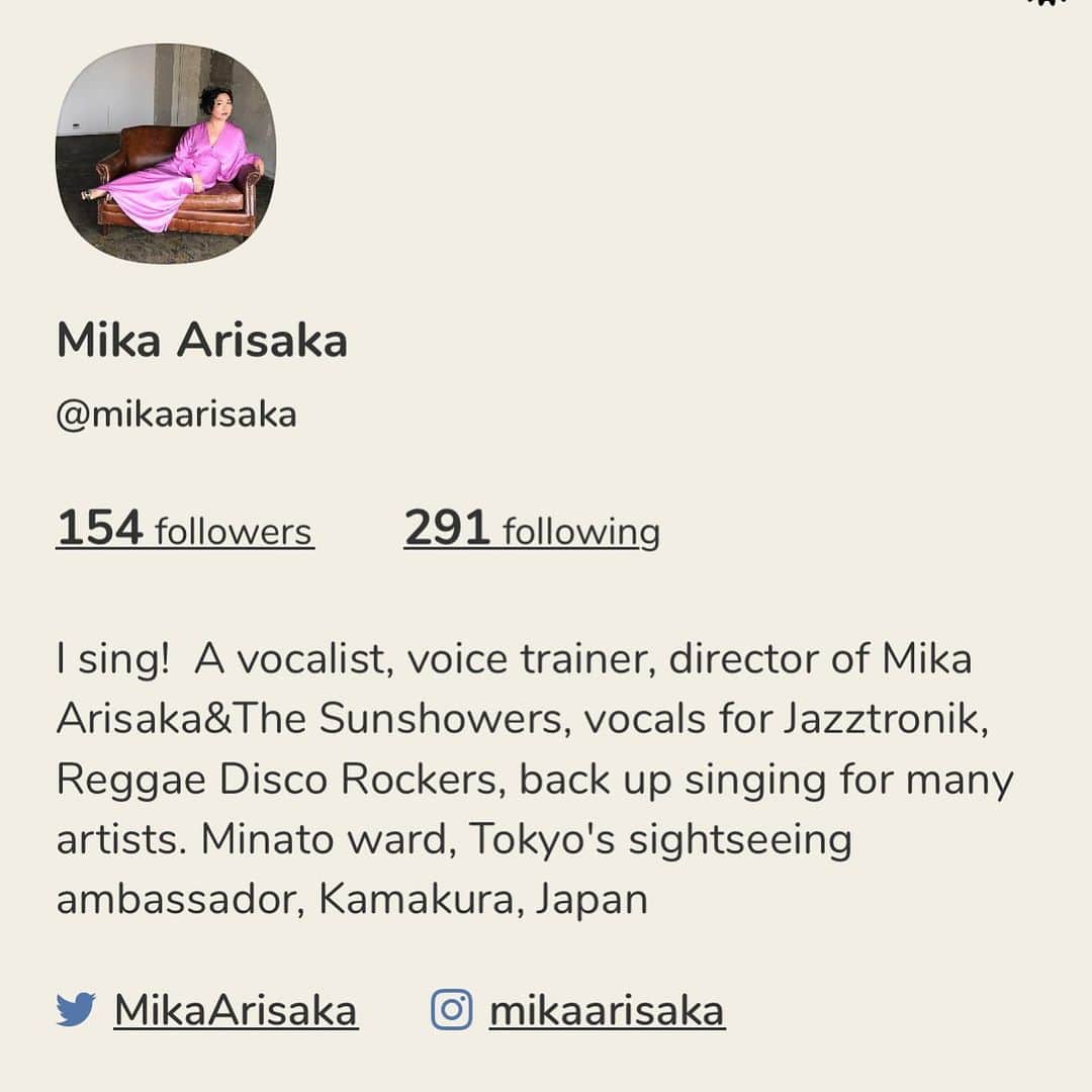 有坂美香のインスタグラム：「#clubhouse なんだかTwitterの初期の頃みたいですねー。試しに今度のThe Sunshowersのゴスペルレッスンを聴けるようにしてみようかな？　 2/6 土曜日　14:45くらいから！ Please follow😀👍とりあえず色んな人フォローしまくってみてますが、Twitter始めた頃の人達とまた繋がった😂色々な方と繋がれたら面白そう♫」