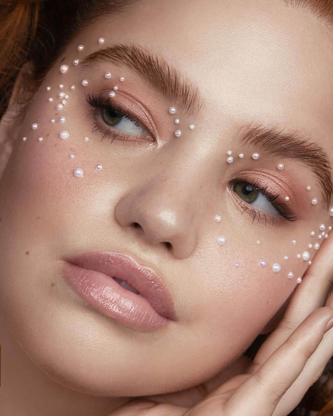 ブリー・キッシュのインスタグラム：「🌸✨💌❣️💕 @zsuttonphoto @ayanojhair @makeupbyyukina」