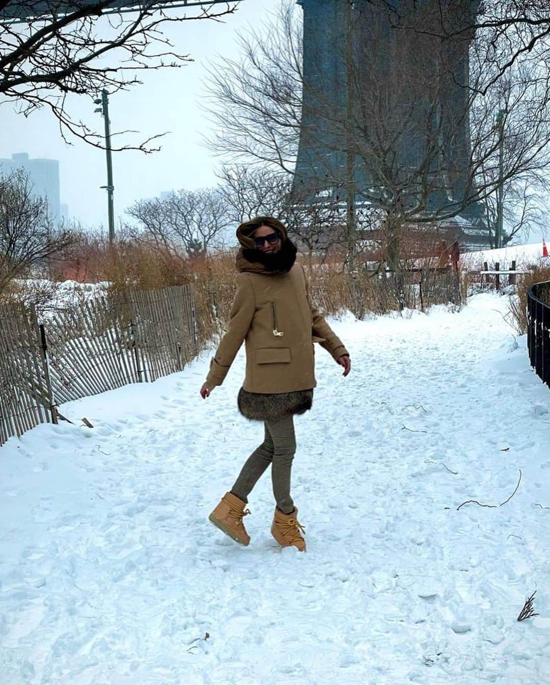 オリヴィア・パレルモさんのインスタグラム写真 - (オリヴィア・パレルモInstagram)「Blizzard break! 🛷 ⁣ ⁣ 📷: @johanneshuebl」2月2日 9時50分 - oliviapalermo