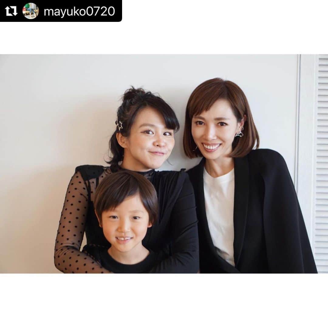 misoNosukeさんのインスタグラム写真 - (misoNosukeInstagram)「. . 素晴らしい食事＆素敵なご家族に 囲まれて癒されました♡  ↓  #Repost @mayuko0720 with @make_repost  Christmas🎄 大好きな皆んなと一度に会えちゃう素敵な時間‼︎  こんなに楽しい時間を安心して過ごせたのは いつもに増して更に多くの細やかな対策や 沢山のおもてなしがあったからこそだと思う。  misonoちゃんの歌声も圧巻でした。 千晶ちゃんありがとう♡   @vivichan1325」2月2日 10時54分 - misono_koda_official