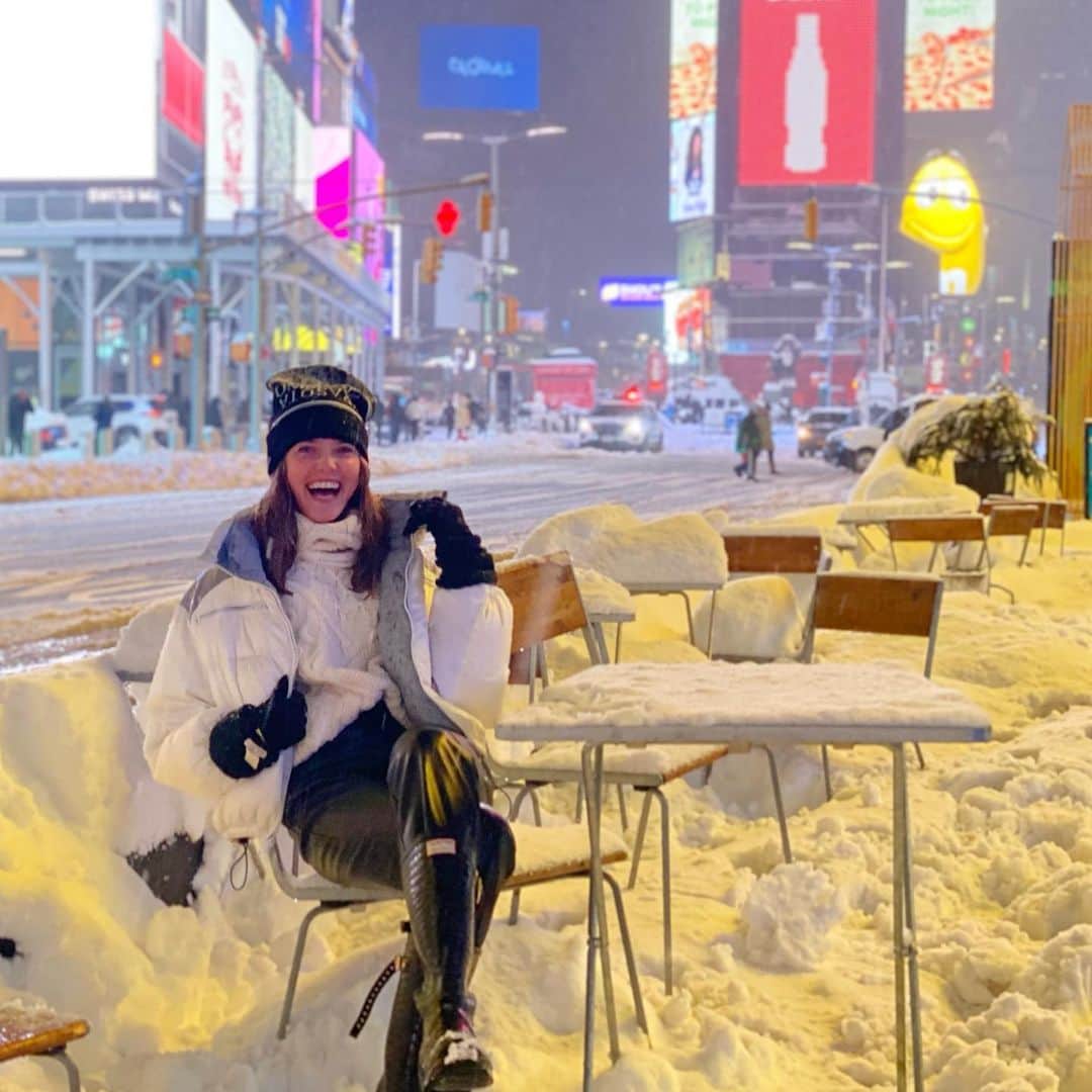 ヴラダ・ロスリャコヴァのインスタグラム：「Feels like home!!」