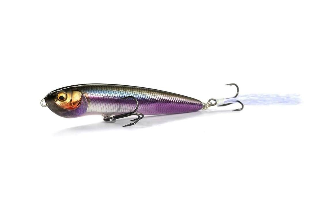 Megabass Inc.のインスタグラム：「【2021 NEW ITEM】 KARASHI IGX 「勝つ」ために使う。次世代のｉ字系。 IGXが放つ摩訶不思議なパフォーマンスは、フィールドがタフになるほど他のＩ字系との違いを圧倒的な釣果の差で示します。 https://www.megabass.co.jp/site/products/karashi_igk/  Use it for win. Next generation of "I" shaped lure.  The KARASHI IGX performs misteriously, and as the field gets tougher, it'll show you the speriority over the other "I" shaped lures by the number of fish you catch.  #メガバス #megabass #UniversalSecret #KARASHIIGX #小森嗣彦」