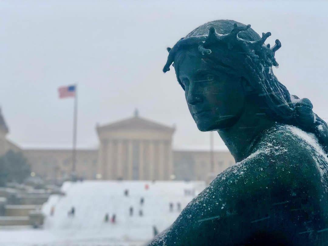 フィラデルフィア美術館さんのインスタグラム写真 - (フィラデルフィア美術館Instagram)「How did you spend the snow day? ❄️」2月2日 11時55分 - philamuseum