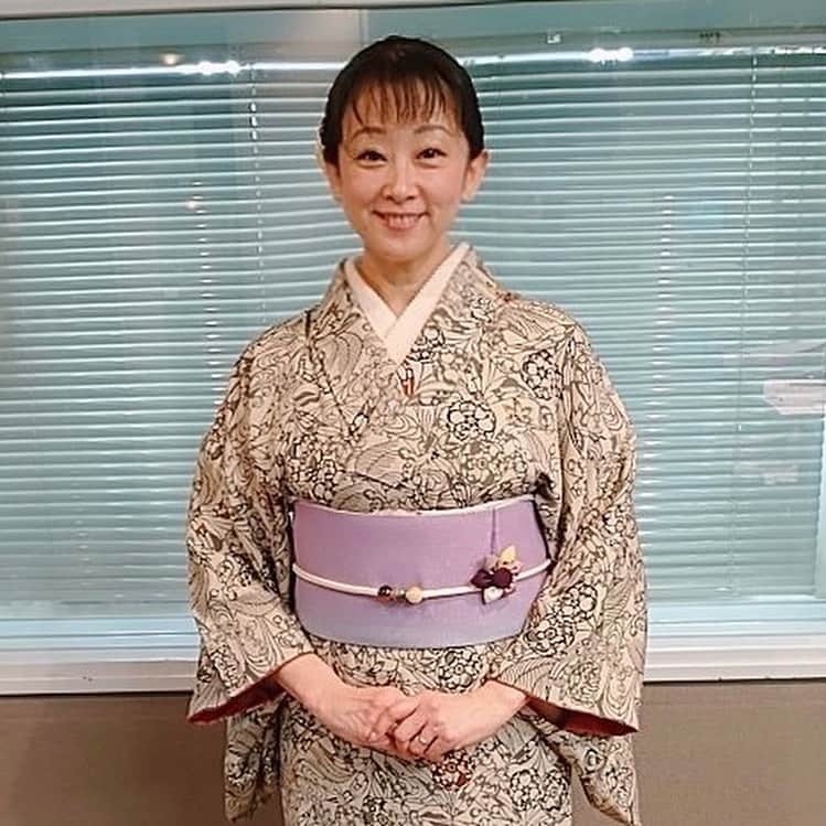 南かおりのインスタグラム：「メルカリたまにすごいなぁっておもう（笑）奇跡的だよね、この京紅型。自分で仕立てたみたい！  ブログ更新しました！」