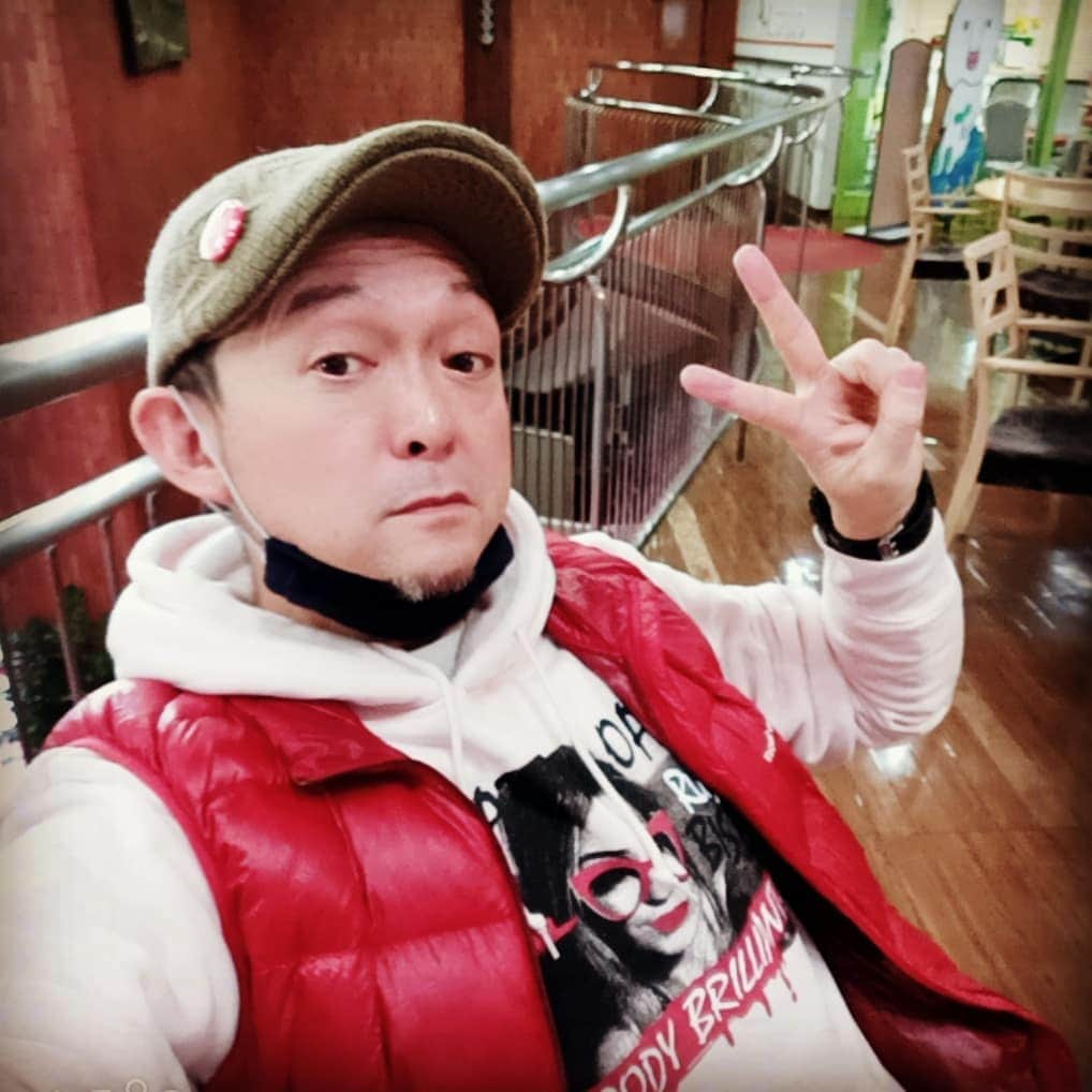 松本隆博のインスタグラム：「。 南海放送なう(^-^)」