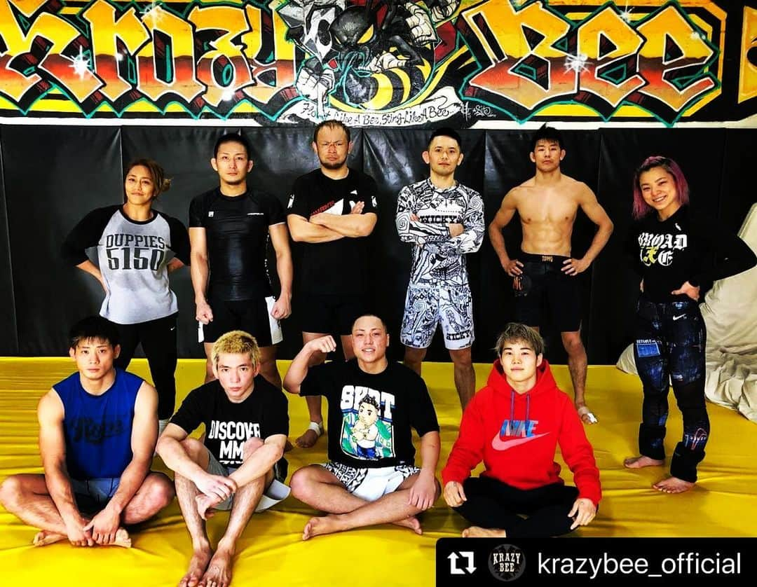 西浦聡生さんのインスタグラム写真 - (西浦聡生Instagram)「🐝👊  #Repost @krazybee_official with @make_repost ・・・ . 今日のプロ練🐝 いい天気☀️  #ysa #krazybee」2月2日 14時20分 - wicky_nishiura