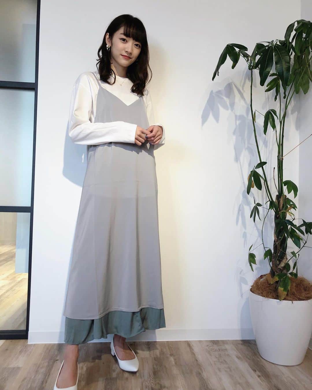 下村実生のインスタグラム：「今日更新のYouTubeで紹介したGU春服4コーデ！🌸  どのコーデが好きですか？  私は4番目かな！ 春服可愛くてたくさん欲しくなってしまったよ〜  YouTubeで詳しく紹介してるので是非チェックしてね👀  #gu #gu新作 #guコーデ #春服 #春服コーデ」