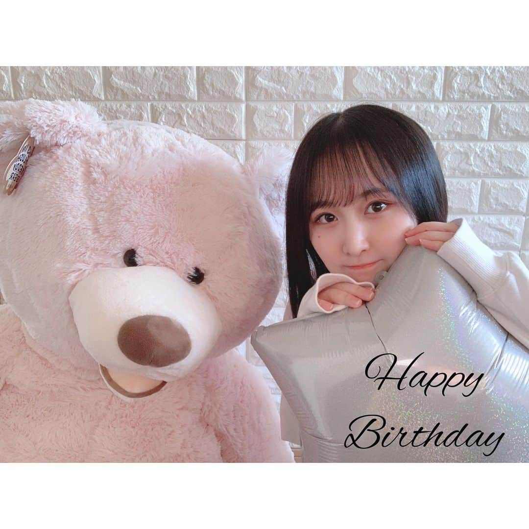 山邊歩夢さんのインスタグラム写真 - (山邊歩夢Instagram)「🎂🍰🧁 * * 19歳になりました！！ * *」2月3日 0時00分 - ayuyamabe_official