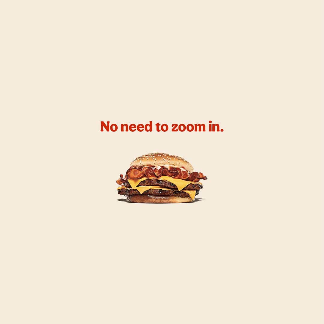 バーガーキングさんのインスタグラム写真 - (バーガーキングInstagram)「if you can’t see this, pls get contacts. order the Bacon King now on the BK app or BK.com.」2月3日 1時00分 - burgerking