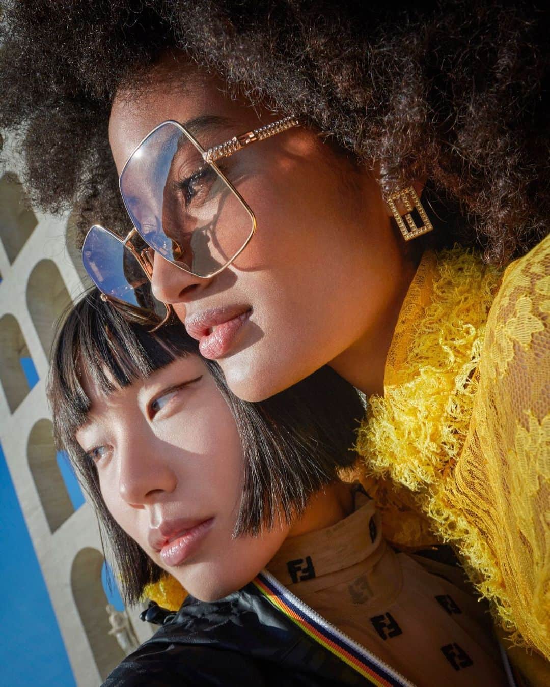 Fendiのインスタグラム：「LOVE IS LOVE  Valentine’s Day is coming – raise the style stakes this year with a signature #Fendi gift. From little luxuries to the ultimate fashion icons, find the perfect present at the link in bio.」