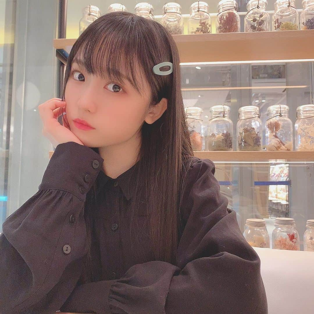 飯塚理珠（RIJU）のインスタグラム：「ꪔ̤̥‎  もうすぐ17歳おわっちゃう💭  #17歳 #おわっちゃう #はやく #ケーキ #たべたい #当日 #ライブ #たのしみ #」