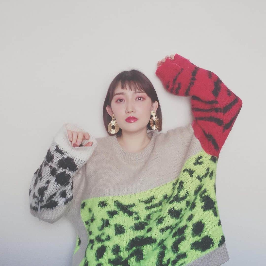 黒川沙良のインスタグラム：「一旦心のストッパーを外して子供みたいに夢を膨らませると超幸せな気持ちで過ごせるよ！1円もかからない最高のリフレッシュ！  てことで、私が最近なにに感動してるかって、笑っちゃうんだけどそれは未来のことを考えているときなんだよね💓  AM5:00の朝風呂とかPM10:00の映画とかで、ぼーっと未来のこと考えるのが至福のひととき。  こないだスタライで、大人になると心の底から感動することが難しくなって切ない💔って話したことがずっとひっかかってたんだけどごめん🙇感動するの案外めちゃくちゃ簡単だった！💛笑  生まれて初めてのように感動出来ない原因って、もう結果を知っちゃってることが多いからなだけなんだよね！  知らないこと やったことないこといっぱいやってみよー😍😍😍」
