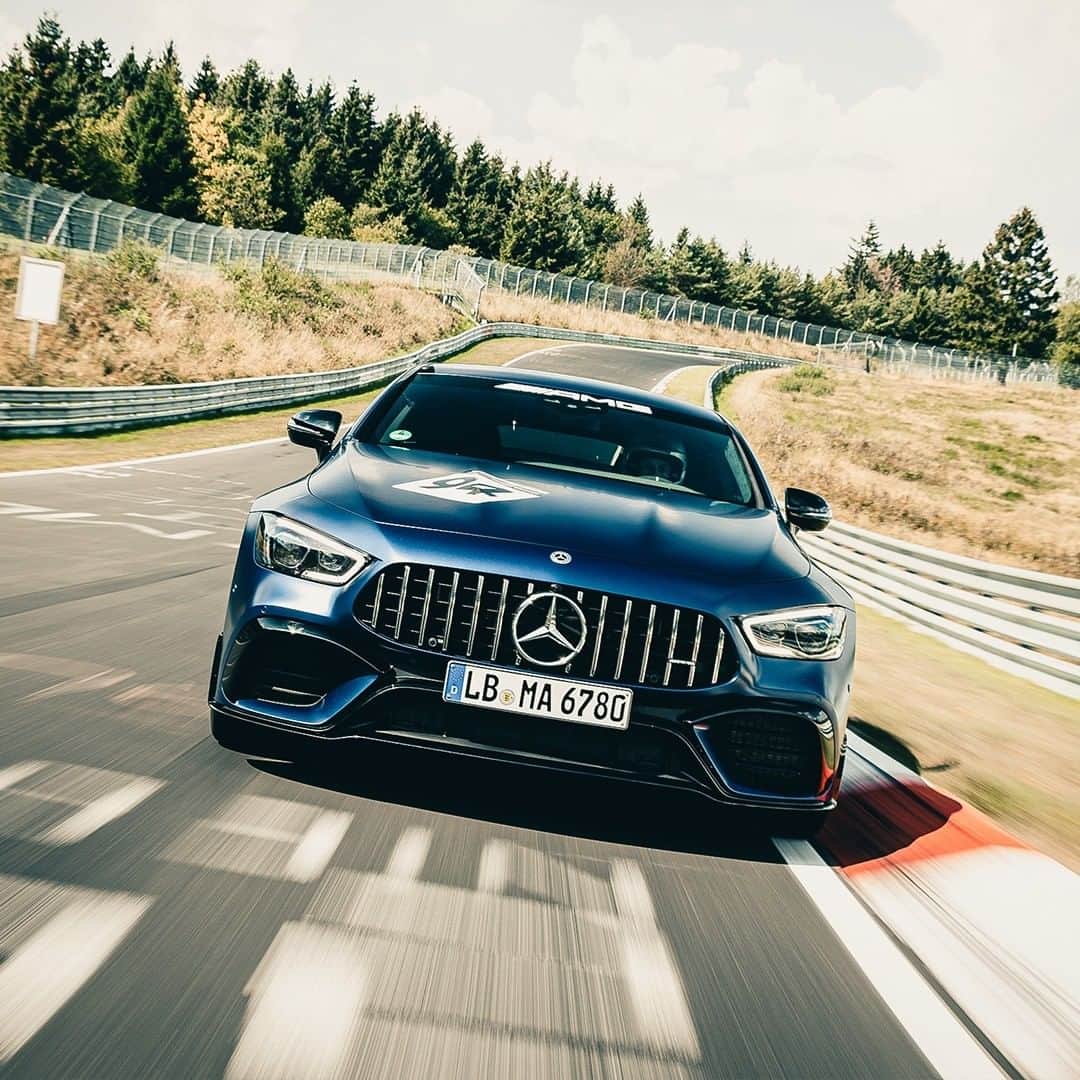 Mercedes AMGのインスタグラム