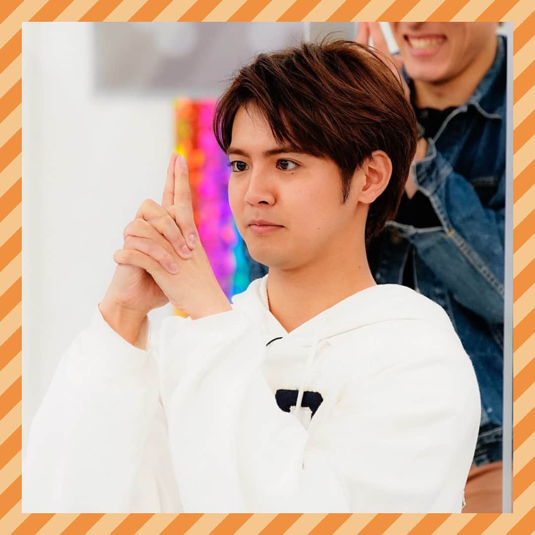 GENERATIONS高校TVのインスタグラム：「催眠術が怖くて関西弁で大騒ぎしていた涼太🐶💛  GENEのいろんな顔が 見られた催眠術科はもう見た📺？  公式Twitter @gene_kou で検索🔍 ----------------------------------- #gene高 #ジェネ高 #generations高校tv #gene #generations #ジェネ #ジェネレーションズ #generationsfromexiletribe #ldh #白濱亜嵐 #片寄涼太 #数原龍友 #小森隼 #佐野玲於 #関口メンディー #中務裕太 #ジェネ犬」