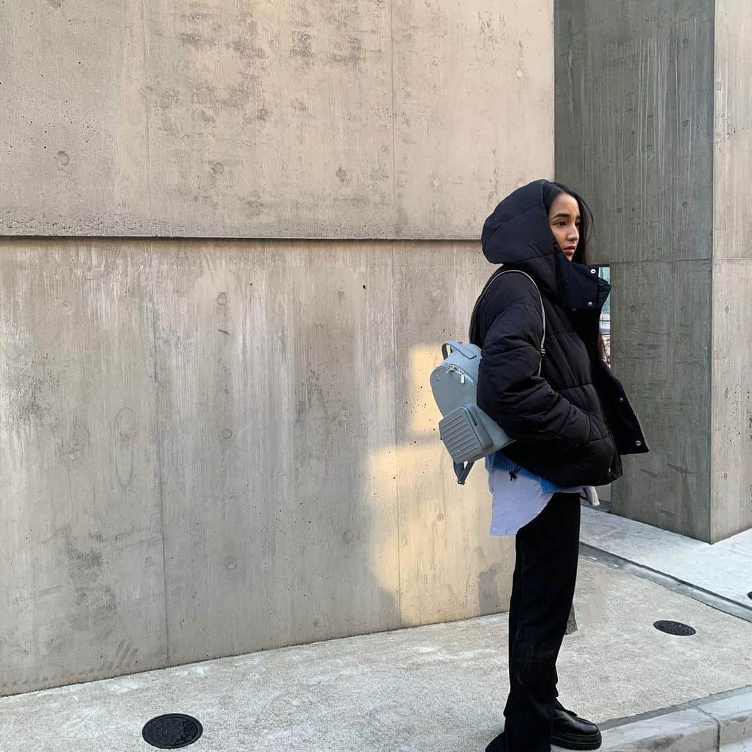 大橋リナのインスタグラム：「@rimowa 🔥」