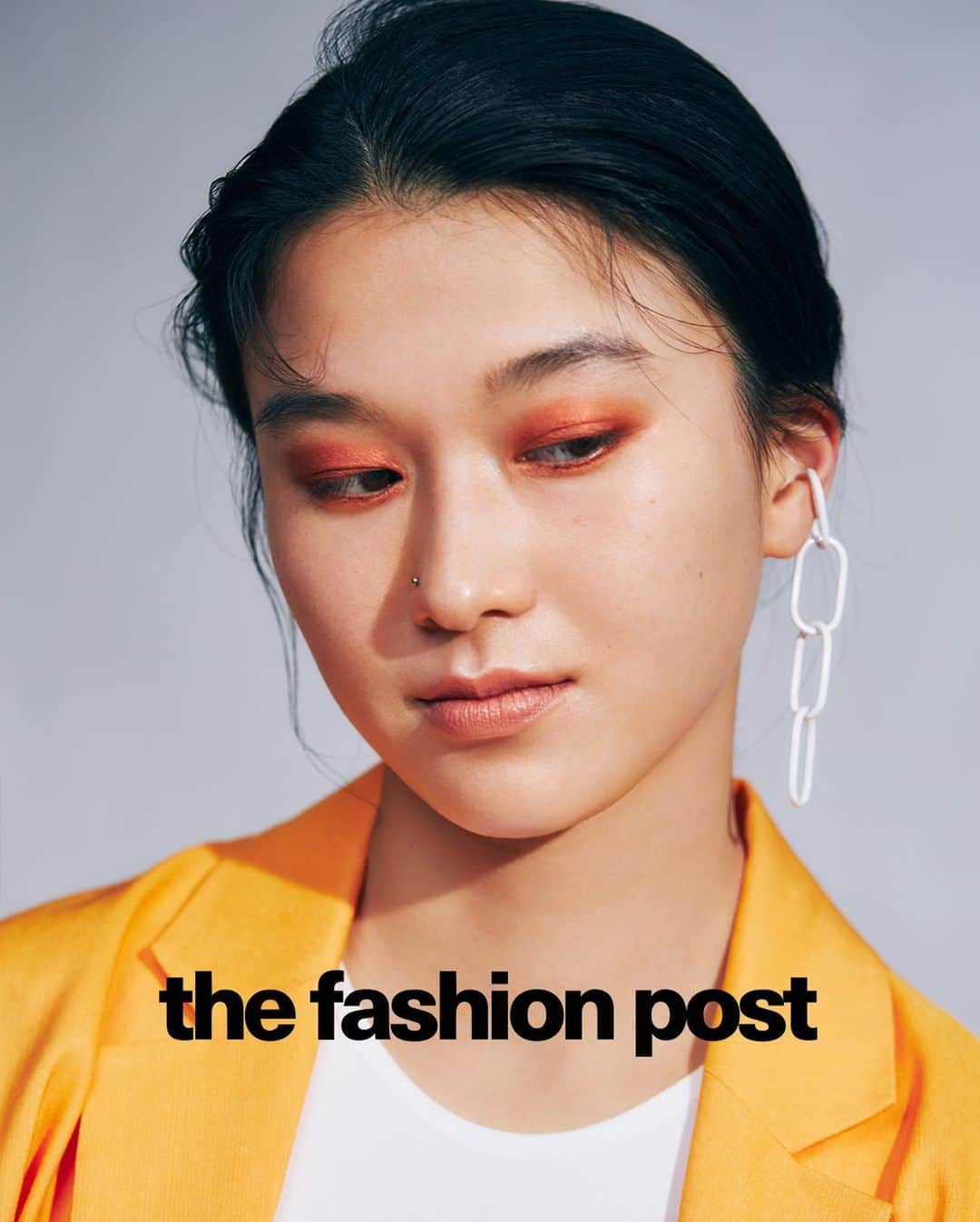 The Fashion Postさんのインスタグラム写真 - (The Fashion PostInstagram)「#beauty trending :  orange using giorgio armani eye tint #54  『【春の7色】 #4 オレンジのスモーキーアイ』  📌ARMANI beauty　アイ ティント #54 ブリックオレンジ  オレンジで広げる爽やかなムード。ホワイトを足してさらに明るくハッピーに。  art direction & make up: Tomohiro Muramatsu photo & videography: Hiroki Watanabe styling: Erina Ohama hair: KOTARO model: Inru Kobayashi graphic design: Atsushi Kinugasa motion graphics: Ami Tanimoto text: Miwa Goroku edit: Miwa Goroku, Mikiko Ichitani  #TFP #TheFashionPost #TomohiroMuramatsu #村松朋広 #HowToBeauty #OrangeMakeUp #ARMANIbeauty #ARMANI #アルマーニビューティ #アルマーニ #REJINAPYO #HYKE」2月2日 18時29分 - tfpjp