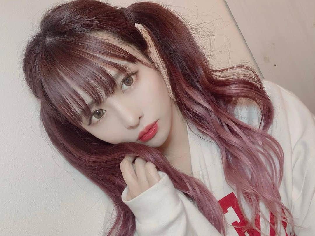 メルのインスタグラム：「✌🏻ついんてーるの日✌🏻  #ツインテール」