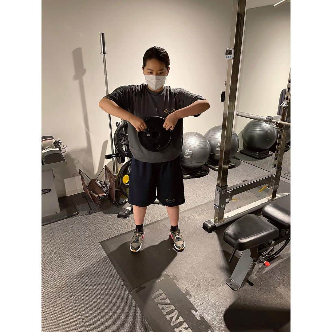 谷元星奈さんのインスタグラム写真 - (谷元星奈Instagram)「番組の企画で、RIZAPをはじめました🏋🏻‍♀️ これからトレーニングの様子なども投稿したいと思っています！！  #RIZAP#ライザップ#ダイエット #筋トレ#ワークアウト#アナウンサー  #沢山の方に応援して頂いています #ありがとうございます#頑張ります #ロザンのクイズの神様」2月2日 19時00分 - tanimoto_seina