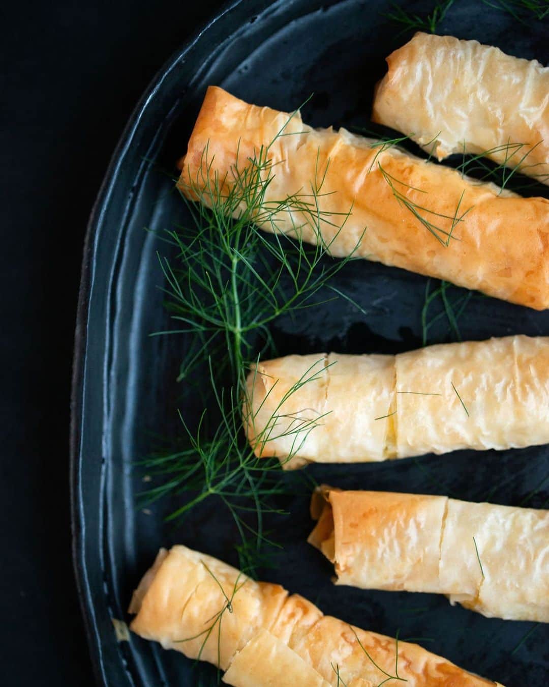 ティファニー・ティーセンのインスタグラム：「Fennel Feta Wraps- perfect for your #superbowl #Sunday watching. #recipe on #blog #linkinbio」