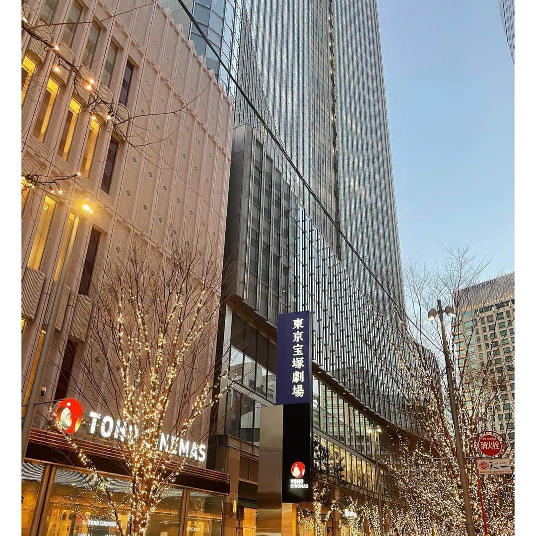 M'sブライダルさんのインスタグラム写真 - (M'sブライダルInstagram)「#銀座 ❤︎宝塚❤︎帝国ホテル𓃗 #宝塚劇場 #帝国ホテル #映画館 #ミッドタウン日比谷 #シネマ #オススメスポット #デートスポット #お見合い #デート #婚活 #セレブ #サービスアパートメント #結婚 #結婚相談所 #エムズブライダルジャパン #ms #msbridal #msブライダル #結婚相談所東京 #結婚相談所丸の内」2月2日 20時16分 - msbridal_pr