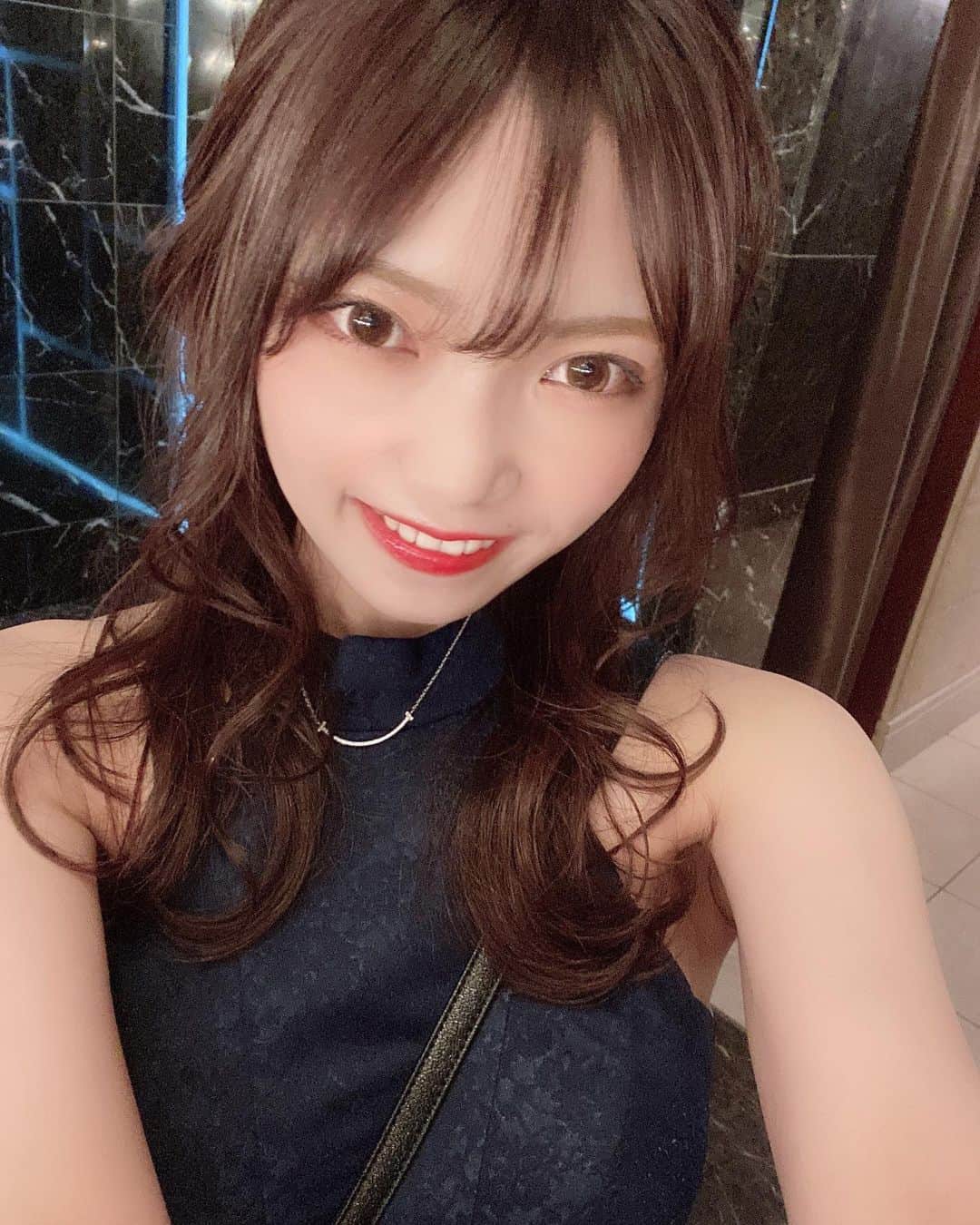 霜月芽衣のインスタグラム：「明日が節分だと思ってたら  今日だったみたい🤣 鬼の目に涙ってこうゆうことデスカ？👹   ブログも明日が節分だね みたいな内容で書いちゃったし、  全国に恥晒した女w   あ、ブログみてね😙🤌」